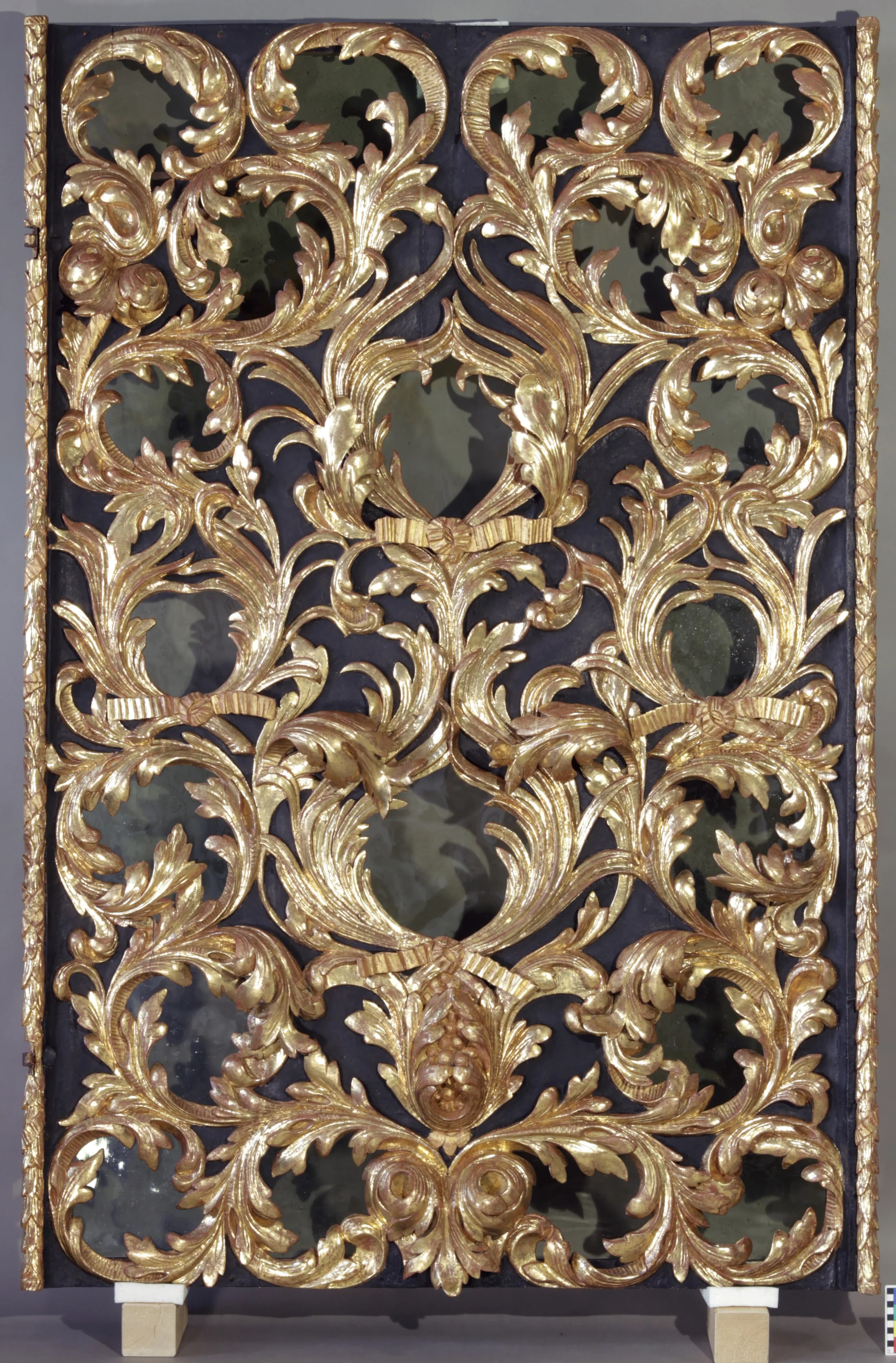 Golden Chamber - detal 2
