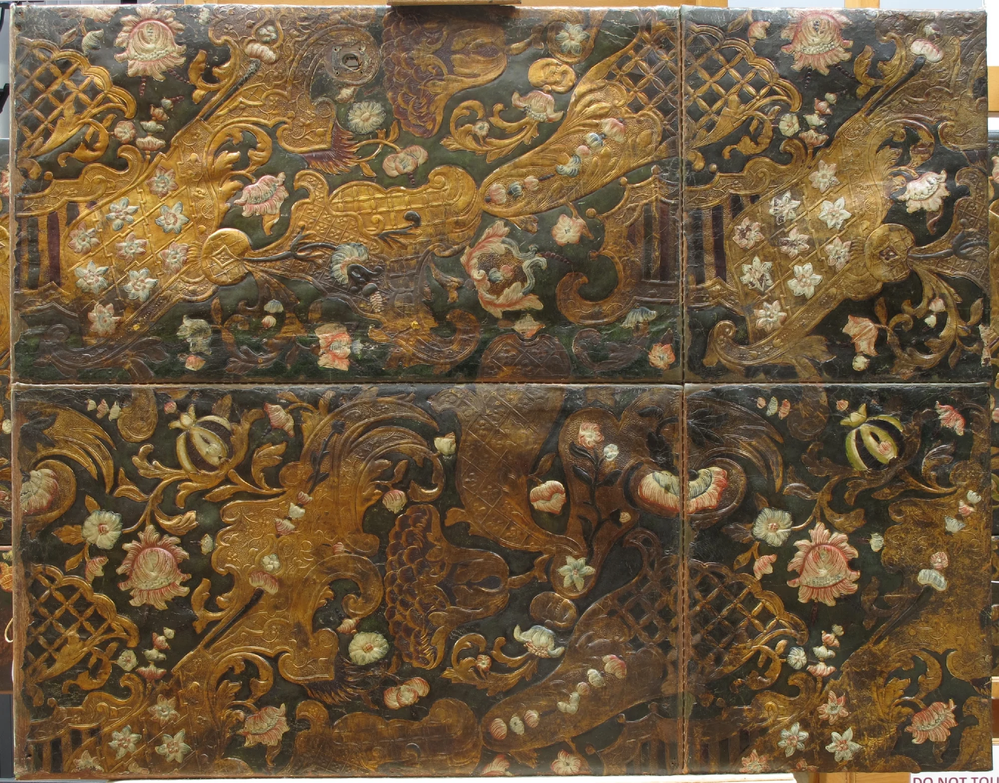 Gilded Cordovan - detal 1